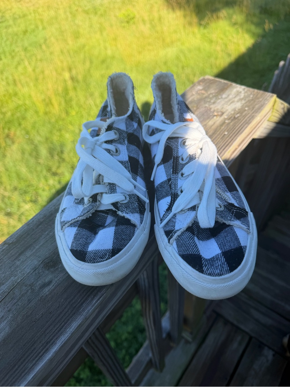 Blowfish Malibu Buffalo Plaid Sherpa Lined Zip Lace-Up Sneakers - Picture 2 of 6